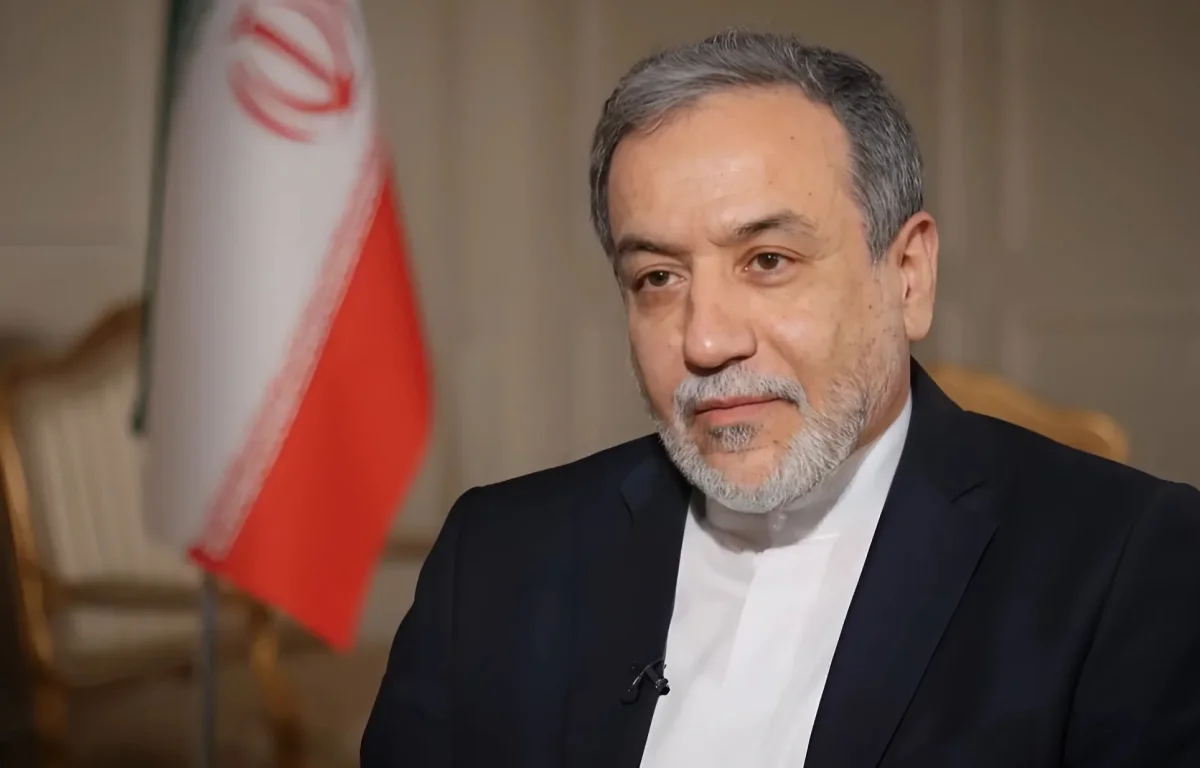 בצל המשבר עם בייג'ינג: שר החוץ האיראני צפוי לדווח לסין על המו"מ עם ארה"ב