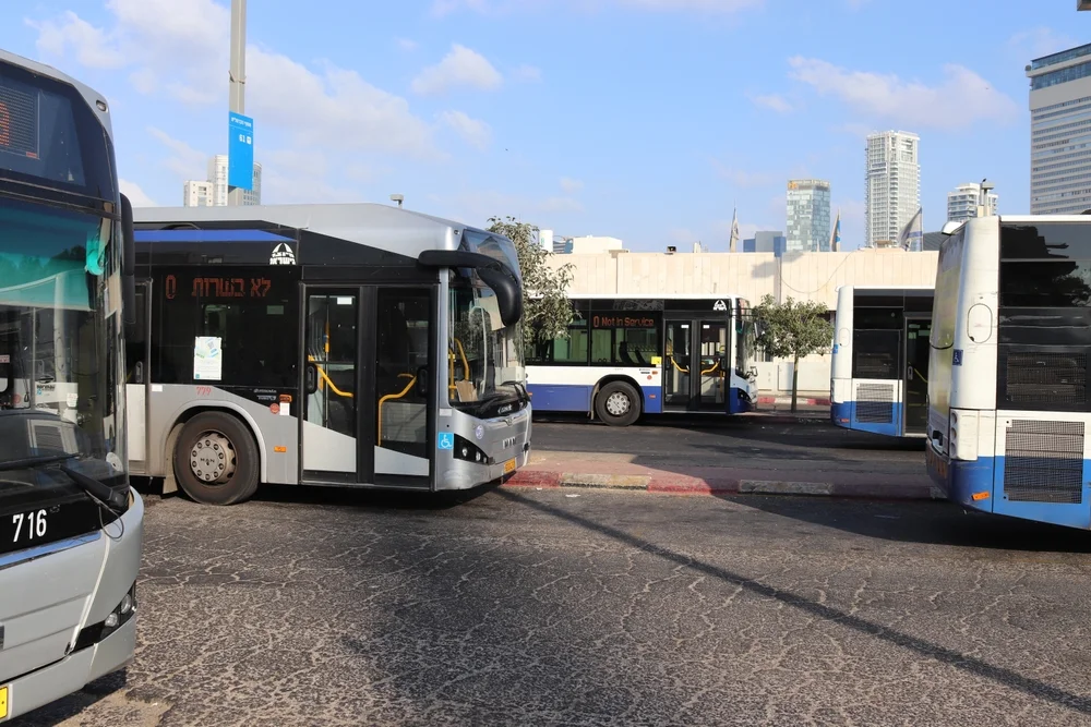 החל מיום שישי: עלייה של עד 33% במחירי התחבורה הציבורית