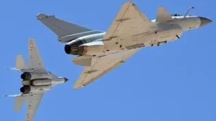 תרגיל צבאי ראשון מסוגו: סין ומצרים עורכות אימון אווירי משותף