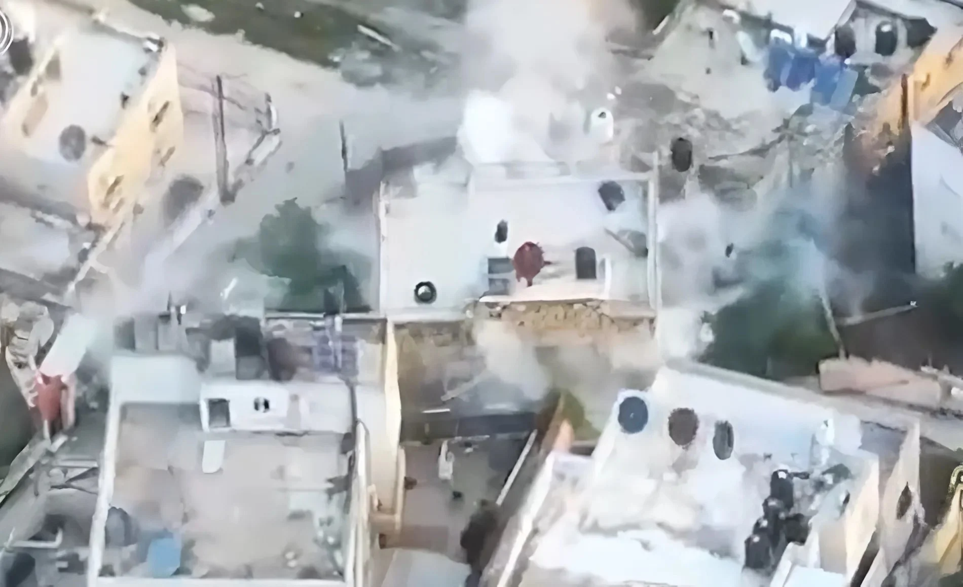 כוחות הביטחון הרסו את בית המחבל שרצח את סרן אריאל טופז הי״ד כוחות הביטחון הרסו את בית המחבל שרצח את סרן אריאל טופז הי״ד