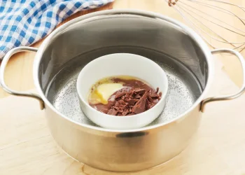 אל תזרקו עוד שוקולד: כך תעבדו נכון עם בן מארי אל תזרקו עוד שוקולד: כך תעבדו נכון עם בן מארי