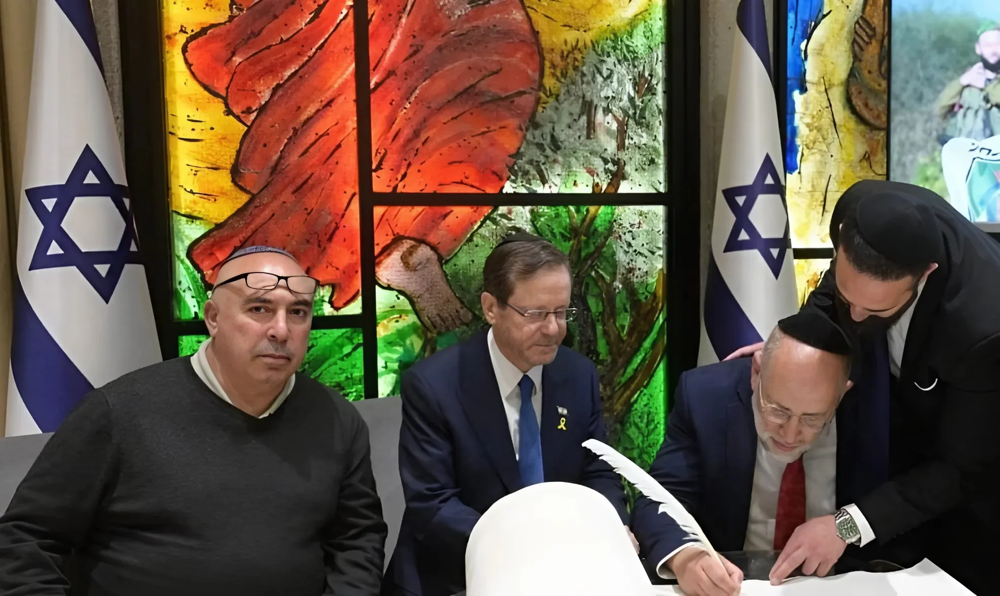 טקס מרגש במעמד נשיא המדינה: ספר תורה נכתב לעילוי נשמתו של סמל שגב שוורץ הי"ד