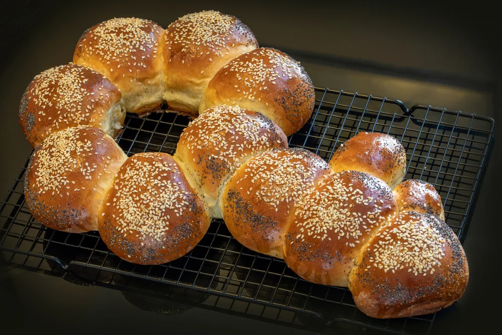 הזדמנות של פעם בשנה: מתכון לחלת מפתח לשבת שפותחת שערי שפע