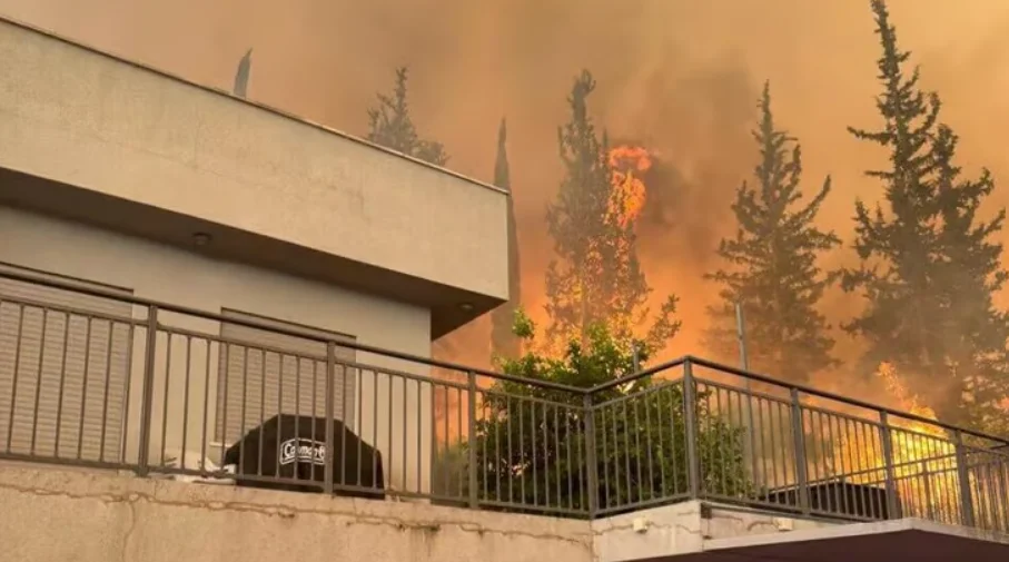 נציב הכבאות על השריפה: "האירוע בשליטה, יסתיים בשעות הקרובות"