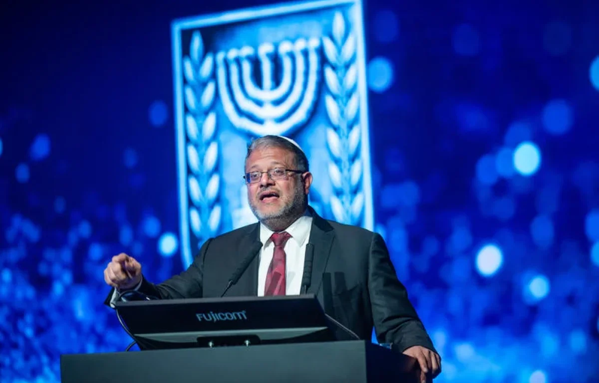 אירוע מתוח בארה"ב: מפגינים פרו-פלסטיניים ניסו להתפרץ לעבר בן גביר אירוע מתוח בארה"ב: מפגינים פרו-פלסטיניים ניסו להתפרץ לעבר בן גביר