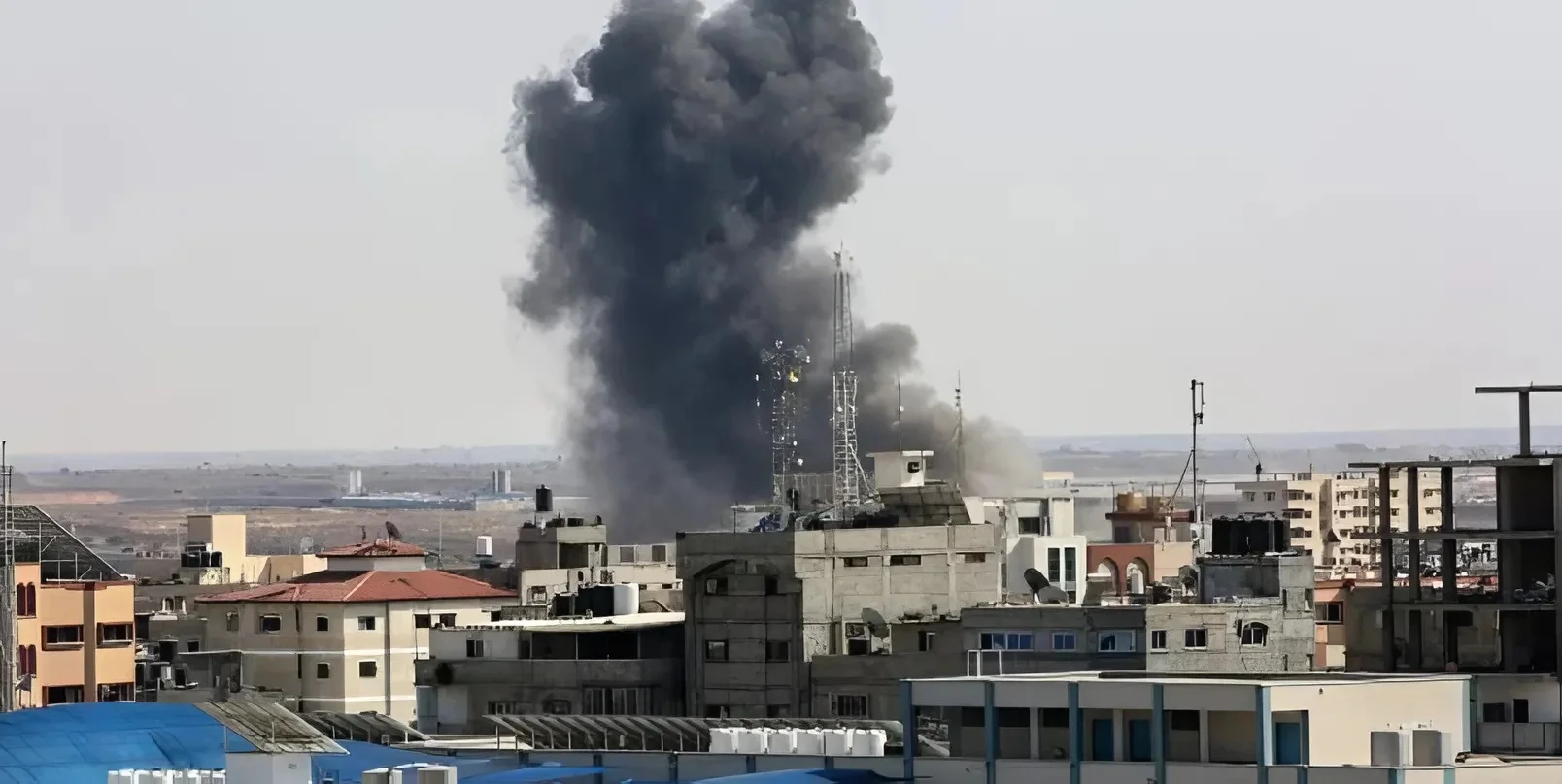 חיל האוויר תוקף מהאוויר בצפון רצועת עזה: דיווחים על פגיעות מדויקות וחיסול מחבלים חיל האוויר תוקף מהאוויר בצפון רצועת עזה: דיווחים על פגיעות מדויקות וחיסול מחבלים