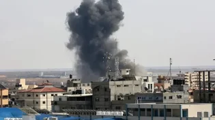 חיל האוויר תוקף מהאוויר בצפון רצועת עזה: דיווחים על פגיעות מדויקות וחיסול מחבלים