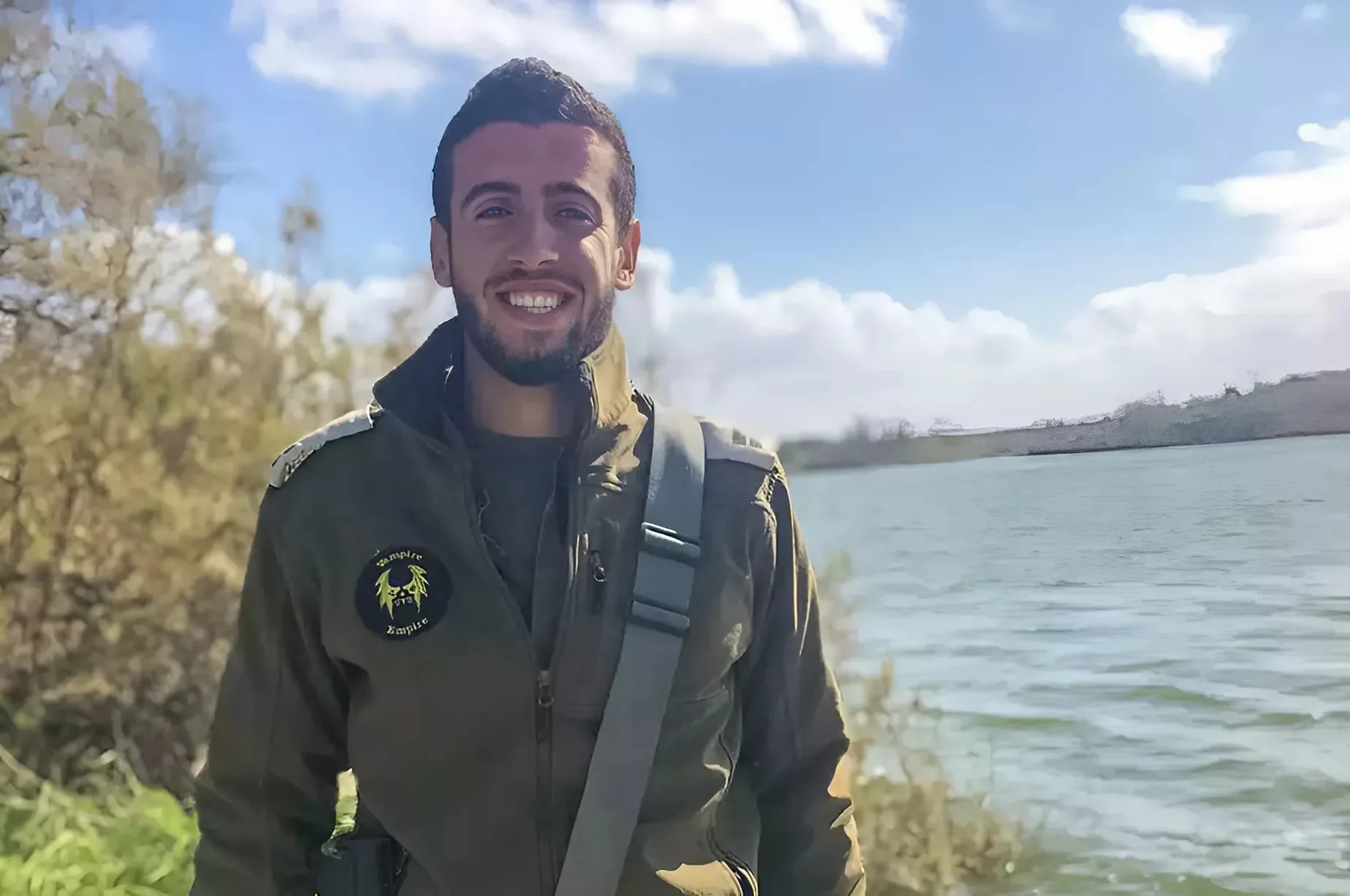 פרויקט מרגש: אביו של קצין שנפל במלחמה יוזם מיזם להקמת מצבות לנפטרים עריריים