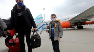 למרות המצב הביטחוני: 26 אלף עולים חדשים לישראל - נתונים מרשימים לרגל יום העצמאות