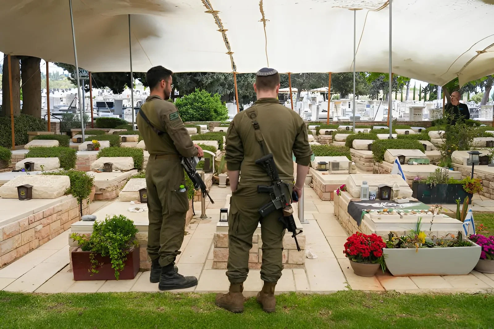 טקס יום הזיכרון הגדול בעולם: אלפי משתתפים ושידור חי לעשרות מדינות