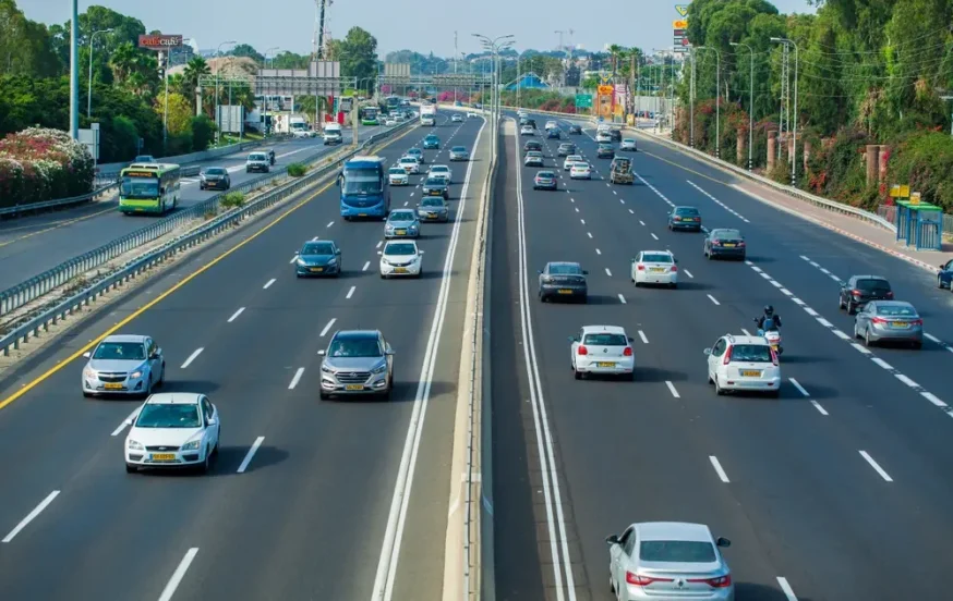 תנועת התחבורה משתנה: הכבישים שייסגרו היום בשל טקסי יום הזיכרון לחללי צה"ל תנועת התחבורה משתנה: הכבישים שייסגרו היום בשל טקסי יום הזיכרון לחללי צה"ל