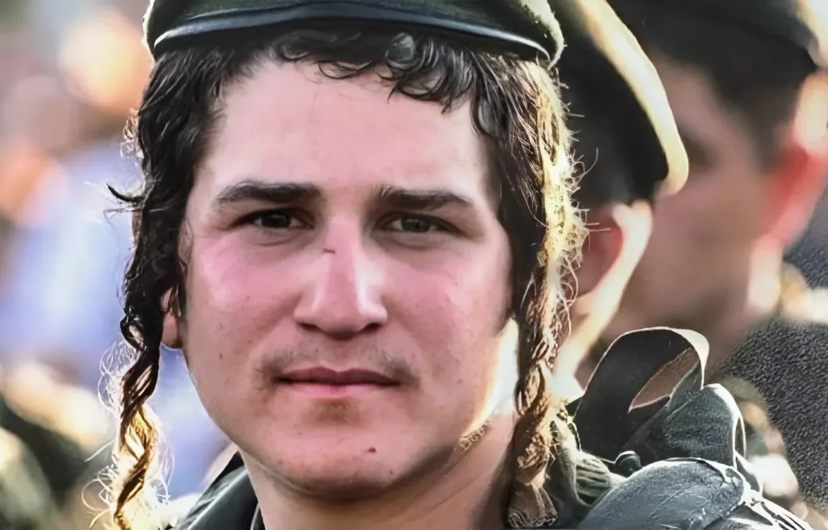 "כולם נשכבו לנוח &ndash; אבל שניאור הלך להכשיר את המטבח": רגעים של מסירות אחרונה בלב הלחימה