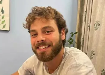  במקום שבו נשרפו ספרים &ndash; הוצבו כלובים: "אלון בשבי כבר 550 יום"