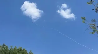 ירי טילים מתימן לעבר ישראל: אזעקות בכל רחבי הצפון, פיצוצים בשומרון ובירושלים - מערכות ההגנה הופעלו