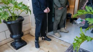 המשטרה חשפה מערך הלבנת כספים של 800 מיליון שקל - חמישה נעצרו