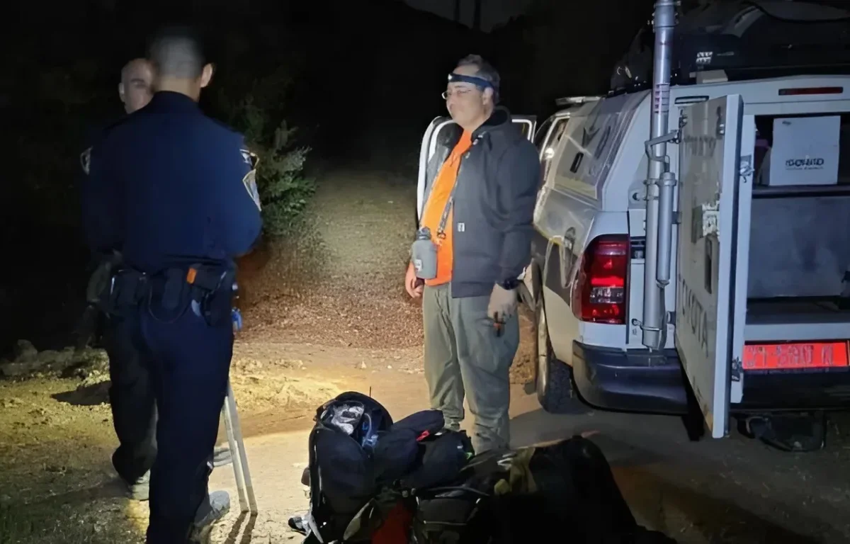 דרמה בגליל המערבי: מטייל התמוטט מעייפות בנחל כזיב וחולץ תחת תנאים מאתגרים