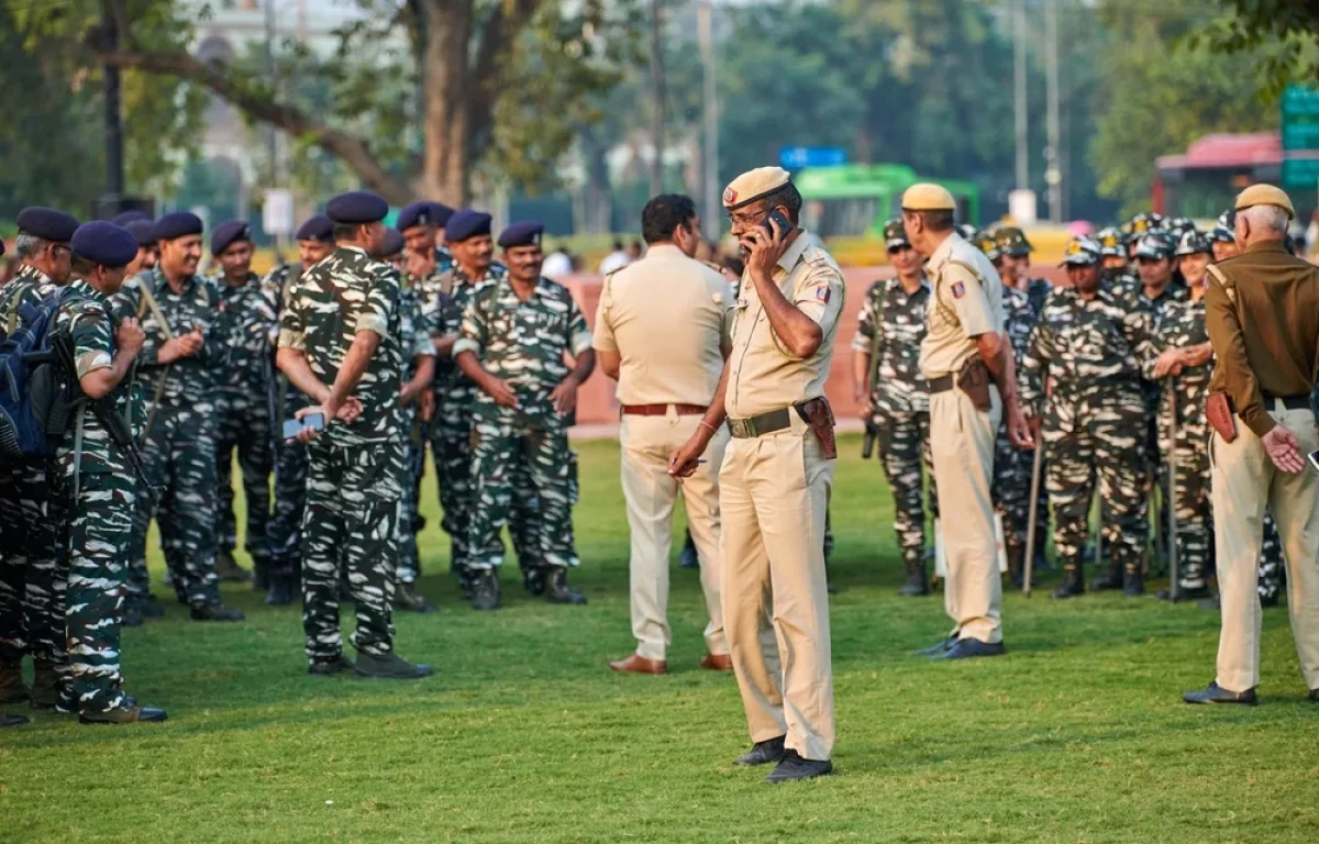 הסלמה בין הודו לפקיסטן: תקיפות אוויריות וחשש ממלחמה כוללת הסלמה בין הודו לפקיסטן: תקיפות אוויריות וחשש ממלחמה כוללת