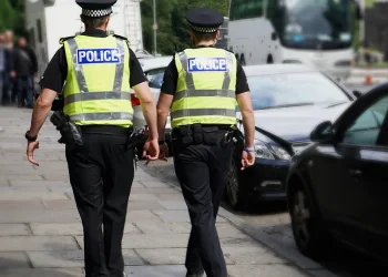 נחשף: אזרחים איראנים תכננו לפגוע בשגרירות ישראל בלונדון &ndash; ונעצרו ברגע האחרון