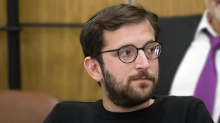 רגע לפני ששוחרר ממעצר בית: המשטרה שוב עצרה את יונתן אוריך