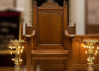 "אני מהול &ndash; וזה הסימן שאני יהודי": המוהל שסירב למסור &ndash; והקצין שהתברר כשליח השם