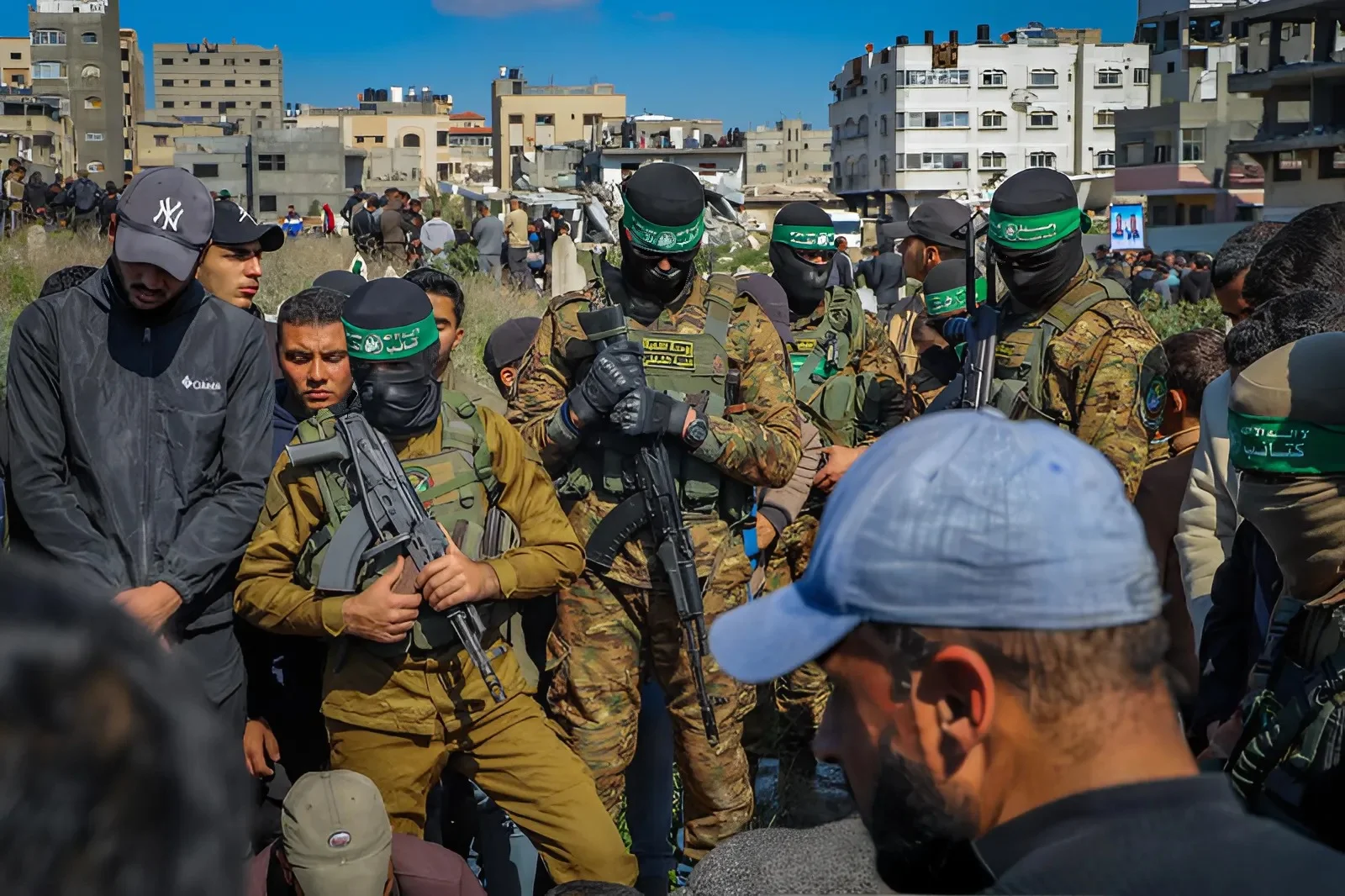 חמאס חושף: "קיים מו"מ ישיר עם ארה"ב – ולא בפעם הראשונה"; עידן אלכסנדר משתחרר מהשבי חמאס חושף: "קיים מו"מ ישיר עם ארה"ב – ולא בפעם הראשונה"; עידן אלכסנדר משתחרר מהשבי