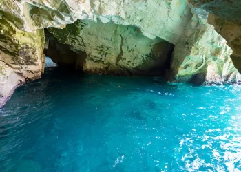 לראשונה מאז תחילת המלחמה: ראש הנקרה נפתח שוב למבקרים