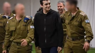 עידן אלכסנדר לא יטוס לקטר לפגישה עם טראמפ - בשל מצבו הרפואי