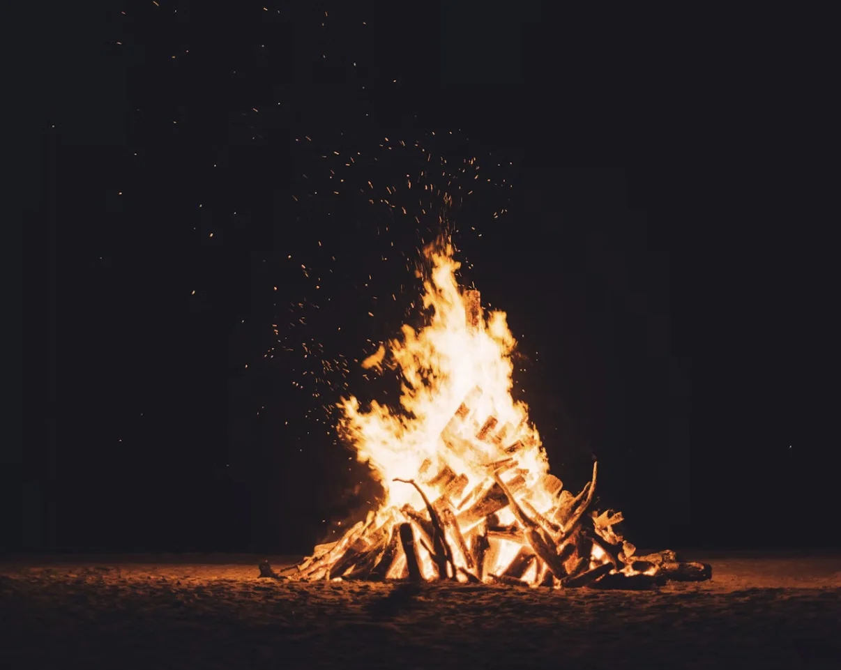 ל"ג בעומר- כשהאש מדליקה את הלב- הזדמנות ללמוד את סוד האהבה