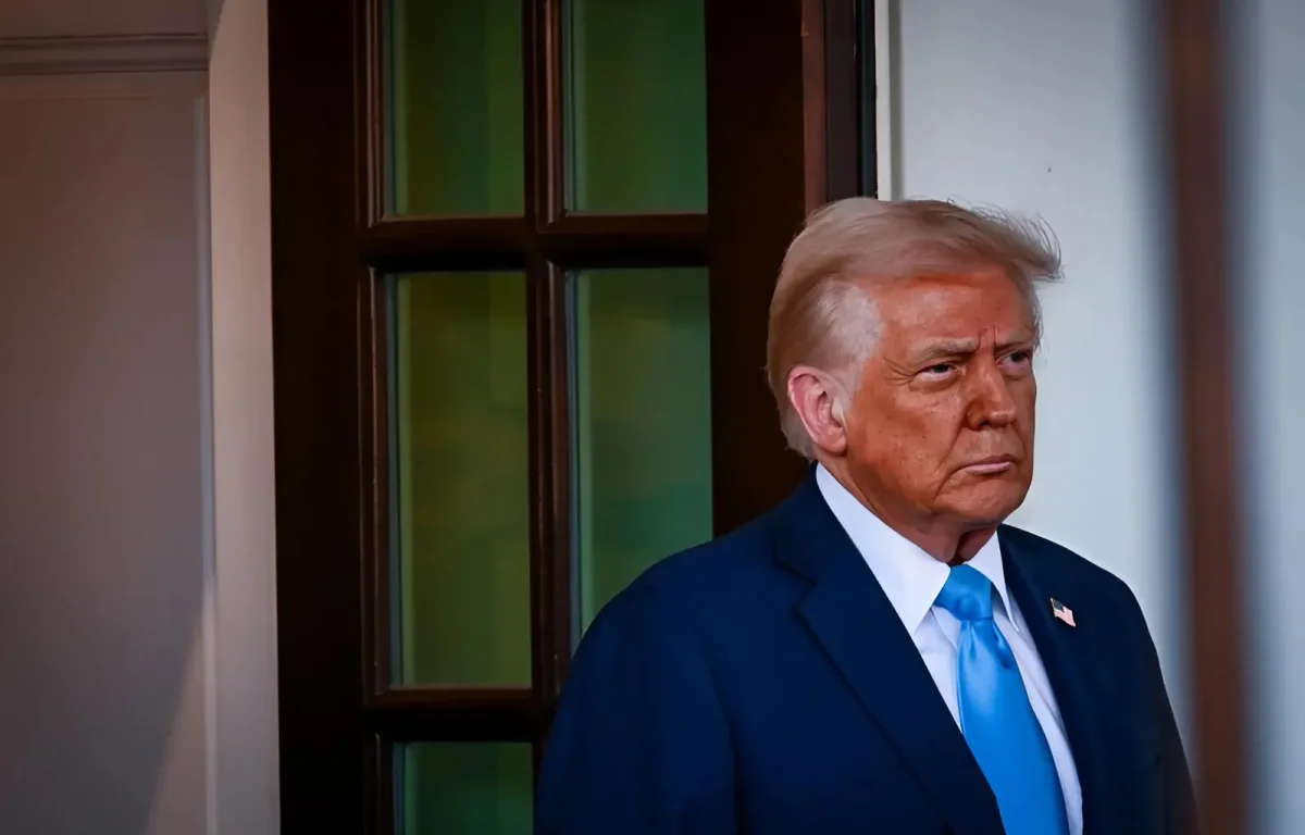 טראמפ סירב לשתות קפה בטקס בסעודיה – המבוכה ששודרה לעולם כולו טראמפ סירב לשתות קפה בטקס בסעודיה – המבוכה ששודרה לעולם כולו