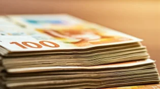 שניים תרמו 100 ש"ח - אבל רק על אחד מהם מותר לספר. למה?