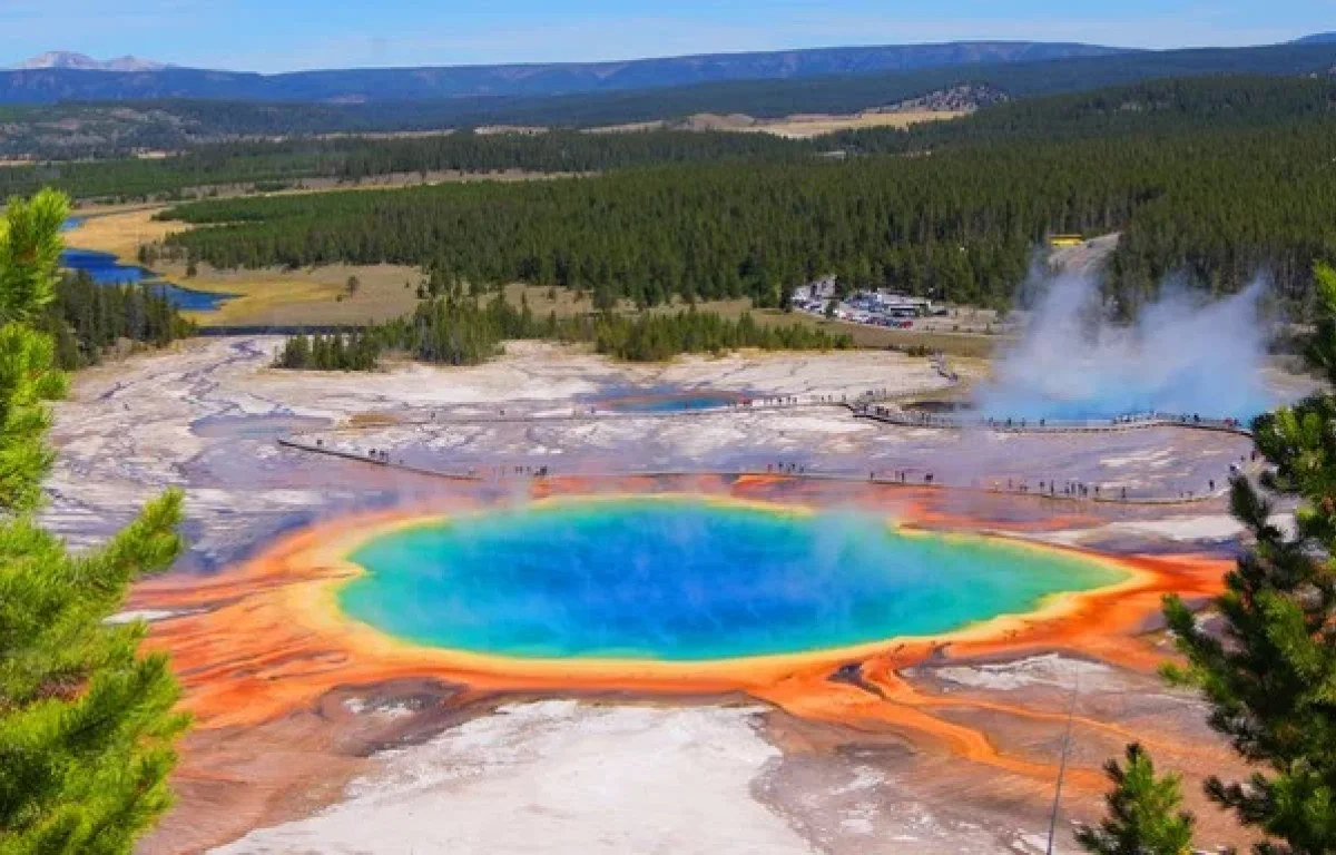 ילוסטון: הפארק שבו האדמה נושמת &ndash; ותזכורת חיה לבריאה