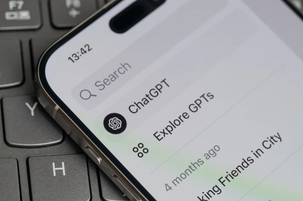 לקראת GPT-5: מודל חדש של OpenAI מבטיח שיאים חדשים באינטליגנציה מלאכותית