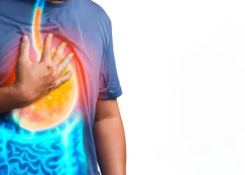 היא חשבה שזו סתם צרבת &ndash; אבל מה שגילו לה בלב כמעט עלה לה בחיים