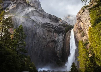 לא תאמינו מה מסתתר מאחורי הנוף של יוסמיטי – ומה זה מלמד על האמונה שלנו לא תאמינו מה מסתתר מאחורי הנוף של יוסמיטי – ומה זה מלמד על האמונה שלנו
