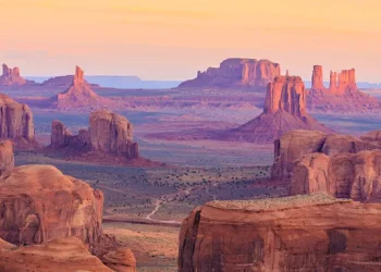 לא רק טבע &ndash; התגלות: מה באמת מרגישים על שפת הגרנד קניון