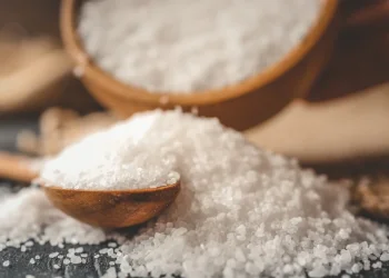 לא תאמינו מה מלח יכול לעשות בבית שלכם &ndash; וזה לא קשור לתיבול
