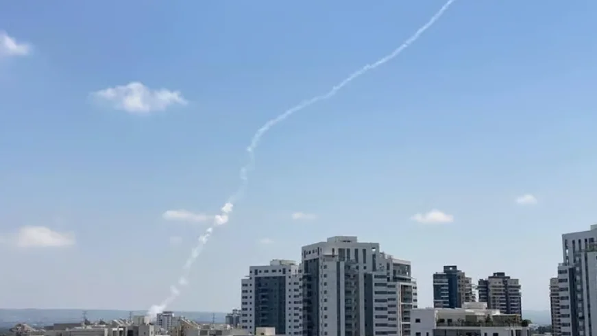 טיל בליסטי נוסף שוגר מתימן – יורט בהצלחה מעל ישראל טיל בליסטי נוסף שוגר מתימן – יורט בהצלחה מעל ישראל