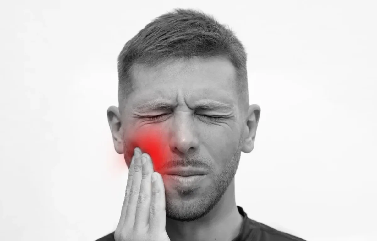 הכאב הזה מתחזה לדלקת או בעיה בשיניים – אבל זו בכלל בעיה עמוקה יותר הכאב הזה מתחזה לדלקת או בעיה בשיניים – אבל זו בכלל בעיה עמוקה יותר