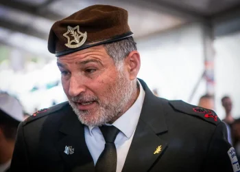 סערת מינוי ראש השב"כ: הרמטכ"ל הדיח את האלוף זיני בעקבות שיחת בירור בקריה סערת מינוי ראש השב"כ: הרמטכ"ל הדיח את האלוף זיני בעקבות שיחת בירור בקריה