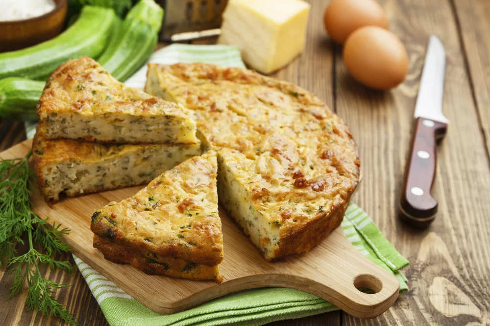 ה־פשטידה של שבועות: קישואים, גבינות וניחוח של בית