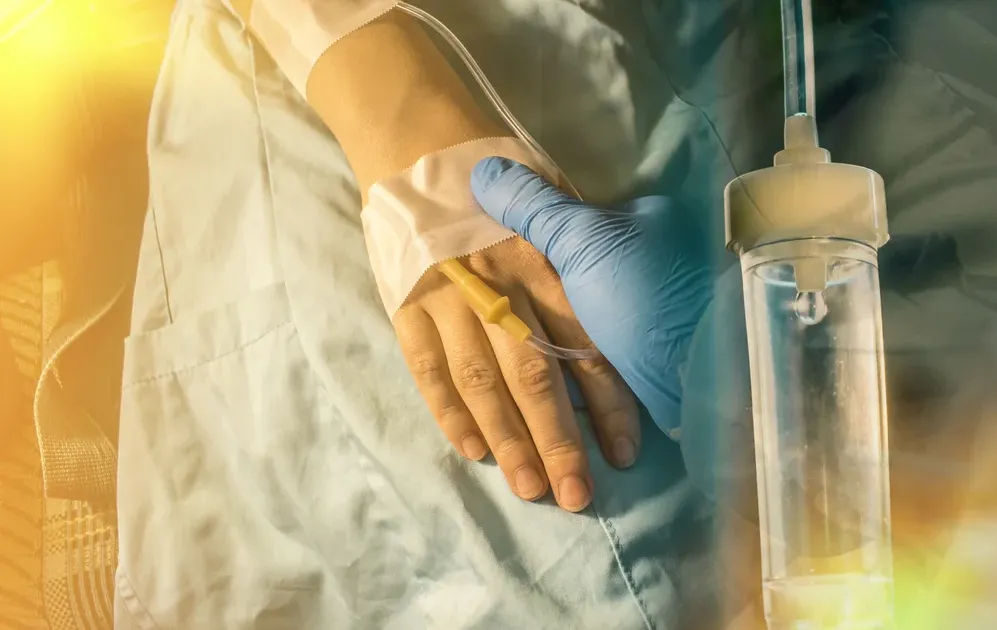 בין תקווה טיפולית למציאות קלינית: משפחות מתמודדות עם סיום הדרך בין תקווה טיפולית למציאות קלינית: משפחות מתמודדות עם סיום הדרך