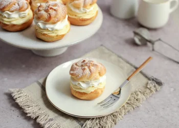 מה כדאי לשלוח ללימוד בליל שבועות? מתכון לפחזניות קלות ומפנקות במיוחד