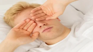 קמים עם סוכר גבוה? זה לא בגלל מה שאכלתם בלילה
