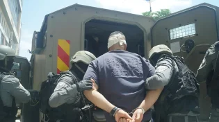 פשיטת ענק ביו"ש: כוחות הביטחון סיכלו רשתות חלפנות שמימנו טרור