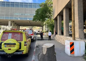 תאונה קשה בירושלים: בת 14 במצב קשה לאחר שנפגעה ממשאית