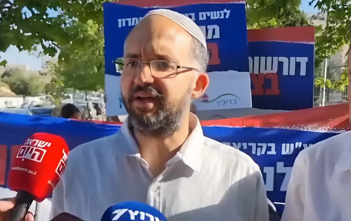 אלמנה של צאלה גז הי"ד לראש הממשלה: "אשתי נרצחה בדרכה ללדת – עד מתי?" אלמנה של צאלה גז הי"ד לראש הממשלה: "אשתי נרצחה בדרכה ללדת – עד מתי?"