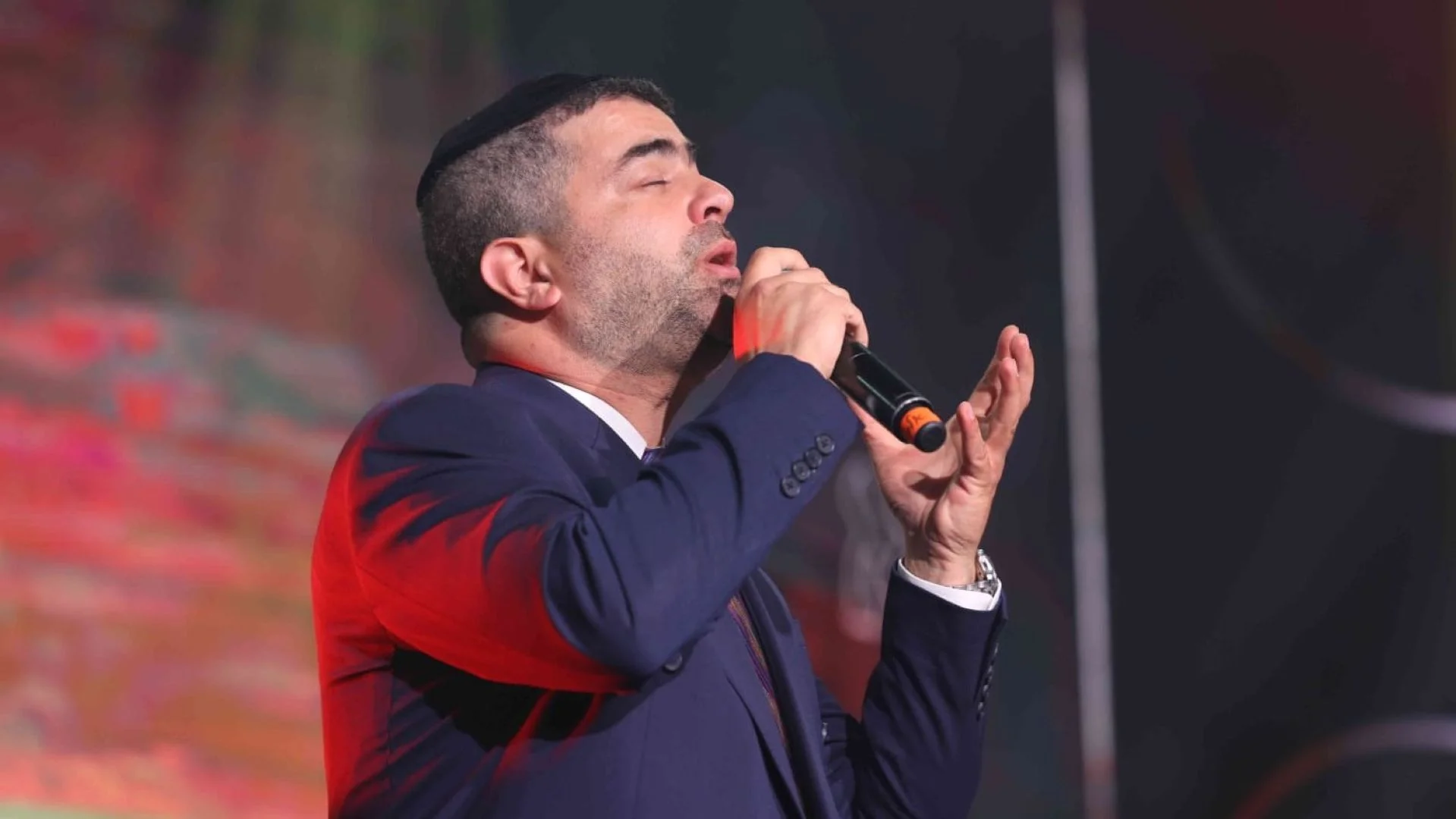 אלי הרצליך - "בזכות התורה" - שירת המונים