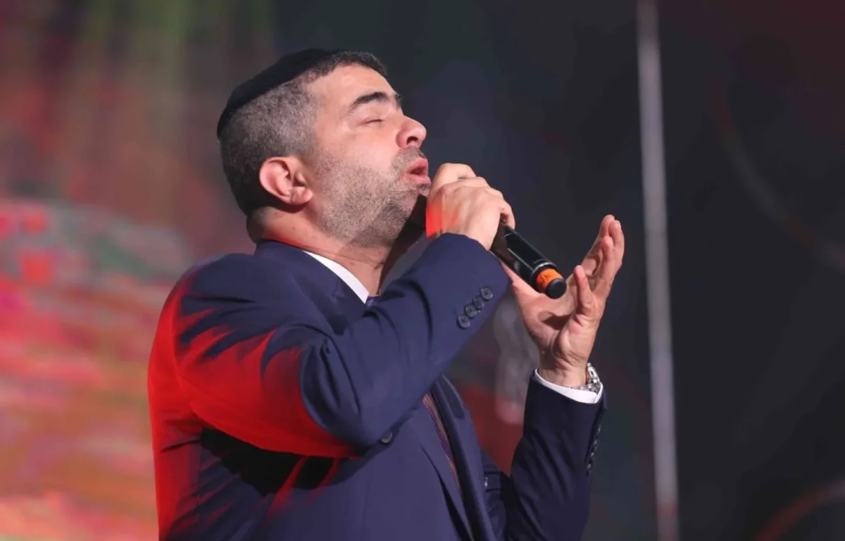 אלי הרצליך - "בזכות התורה" - שירת המונים