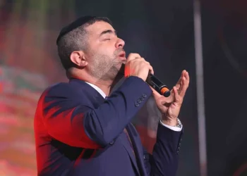 אלי הרצליך - "בזכות התורה" - שירת המונים