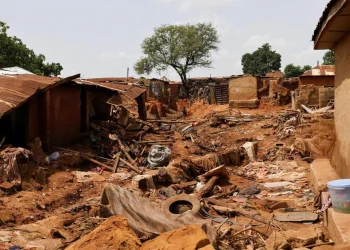 אסון טבע בניגריה: לפחות 151 הרוגים בשיטפונות עזים בצפון המדינה